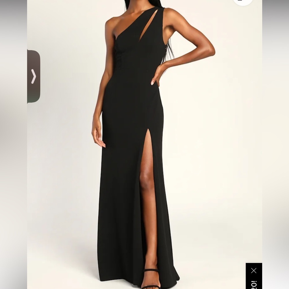 Lulu's Enchanted Energy Black One-Shoulder Maxi Dress Size Large